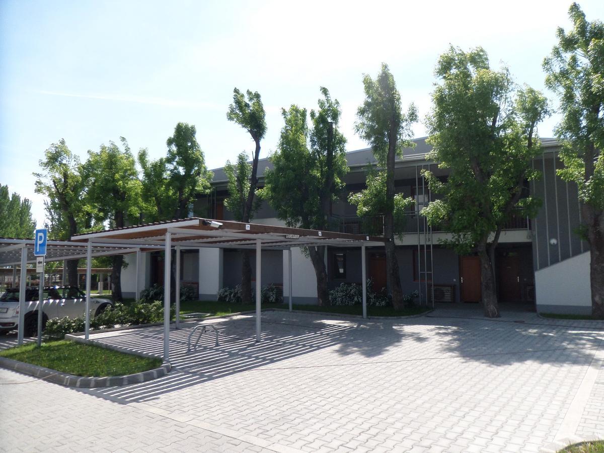 Silver Delux Apartman Balatonfüred Esterno foto
